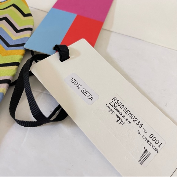 Missoni Multicolor Zigzag Striped Print Adult Face Mask NWT - Picture 5 of 5